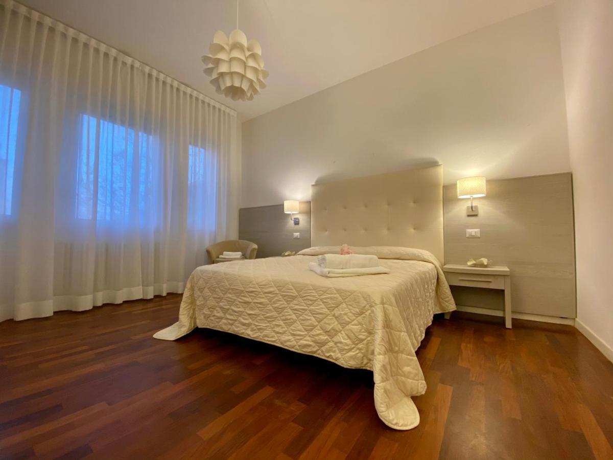 Villa Alda Suites & Rooms Cervia Ngoại thất bức ảnh