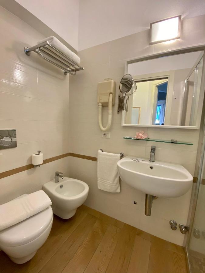 Villa Alda Suites & Rooms Cervia Ngoại thất bức ảnh