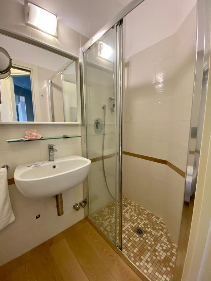 Villa Alda Suites & Rooms Cervia Ngoại thất bức ảnh