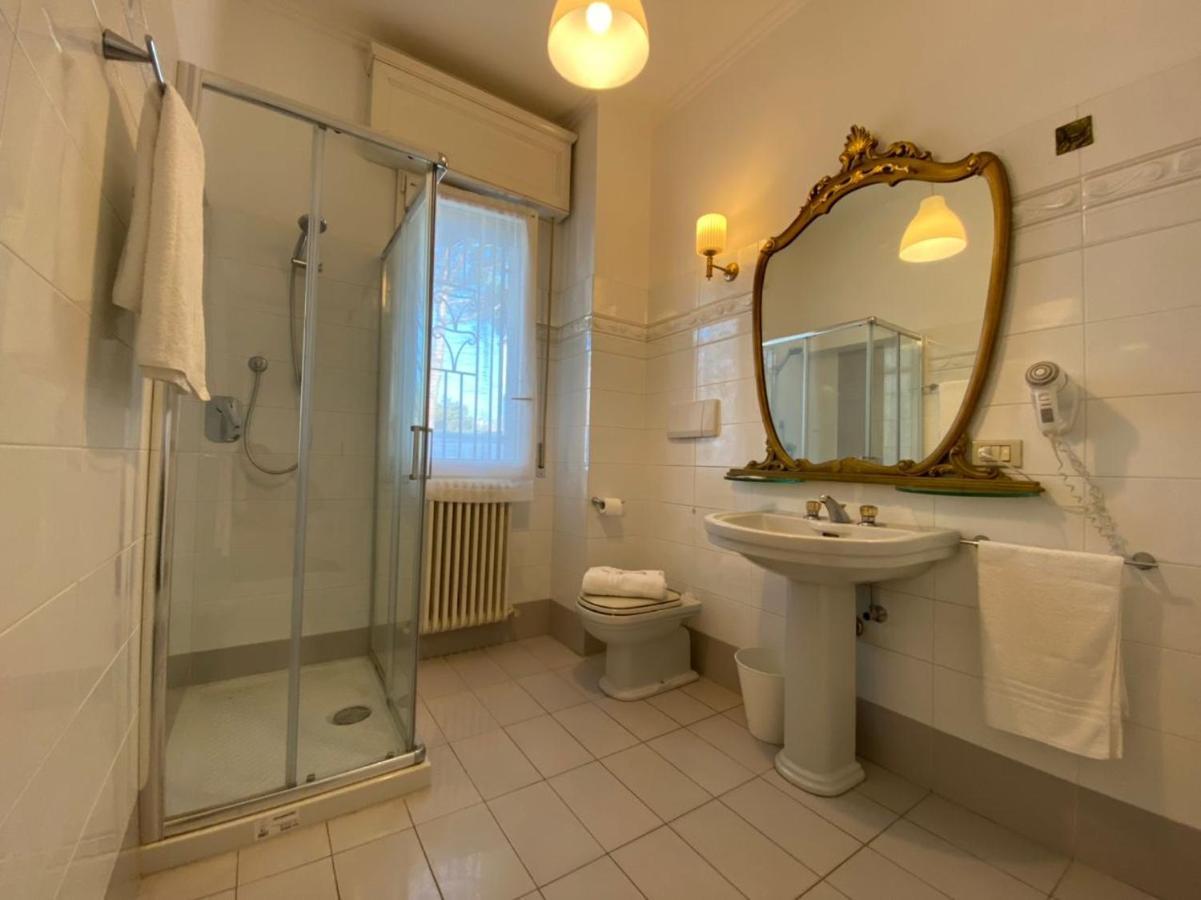 Villa Alda Suites & Rooms Cervia Ngoại thất bức ảnh