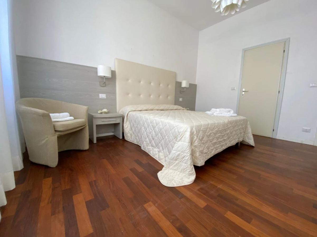 Villa Alda Suites & Rooms Cervia Ngoại thất bức ảnh